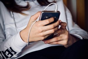 電話占いで復縁を叶えるためのチケットは本当に有効？