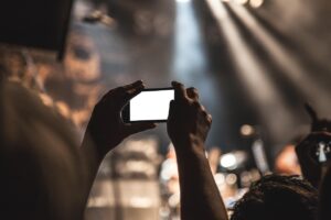 電話占いで復縁を目指すためのメール相談のポイントは？